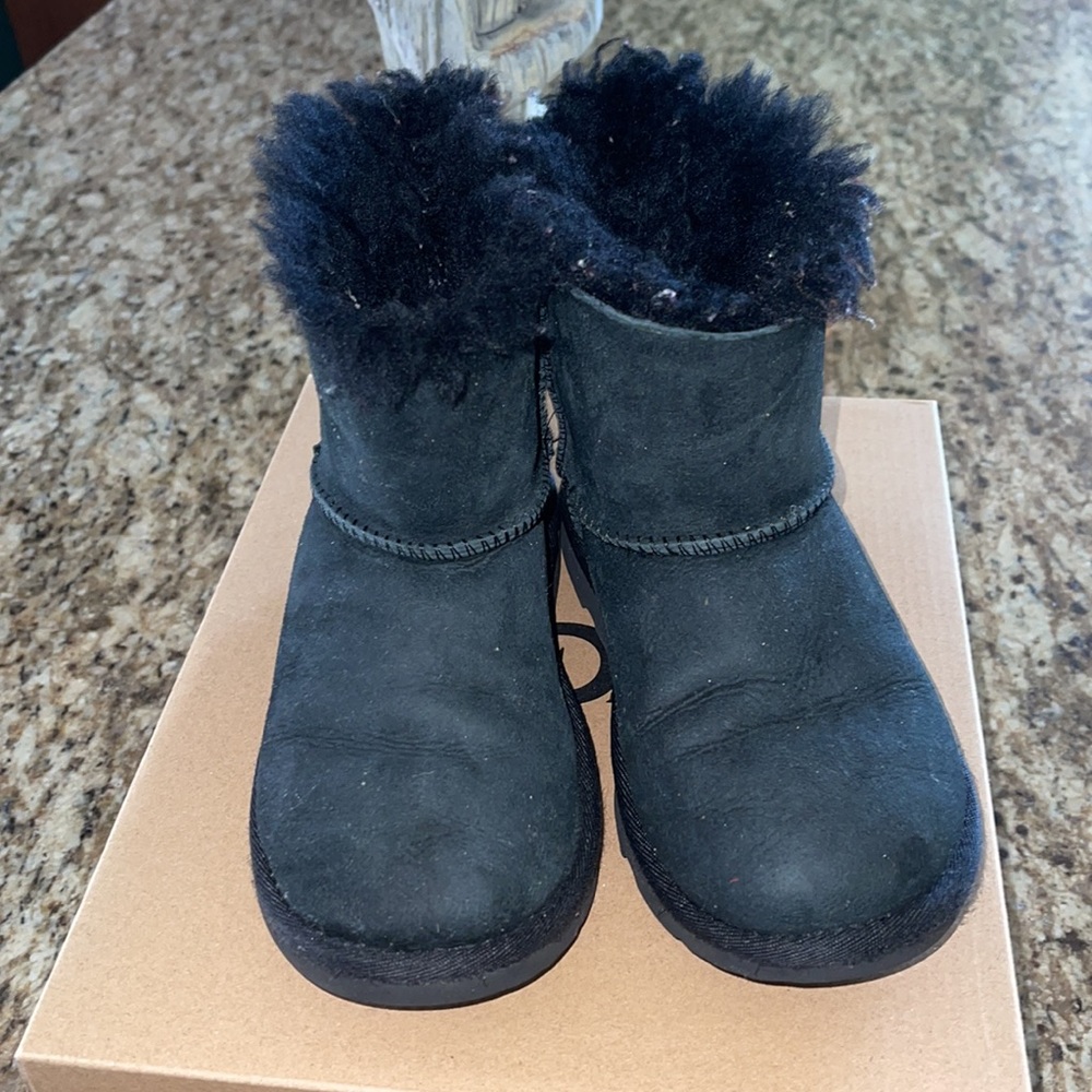 Mini Bailey Bow II Boot - Picture 2 of 6